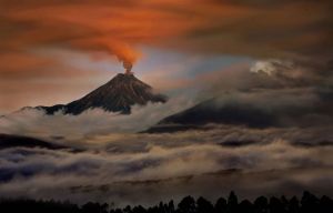 volcano-erupting-clouds-935